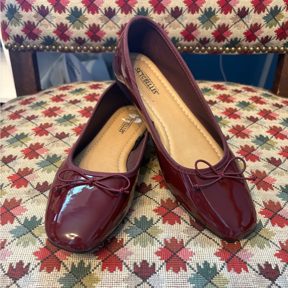 Seychelles Women’s Wine Patent Ballet Flats with Bow